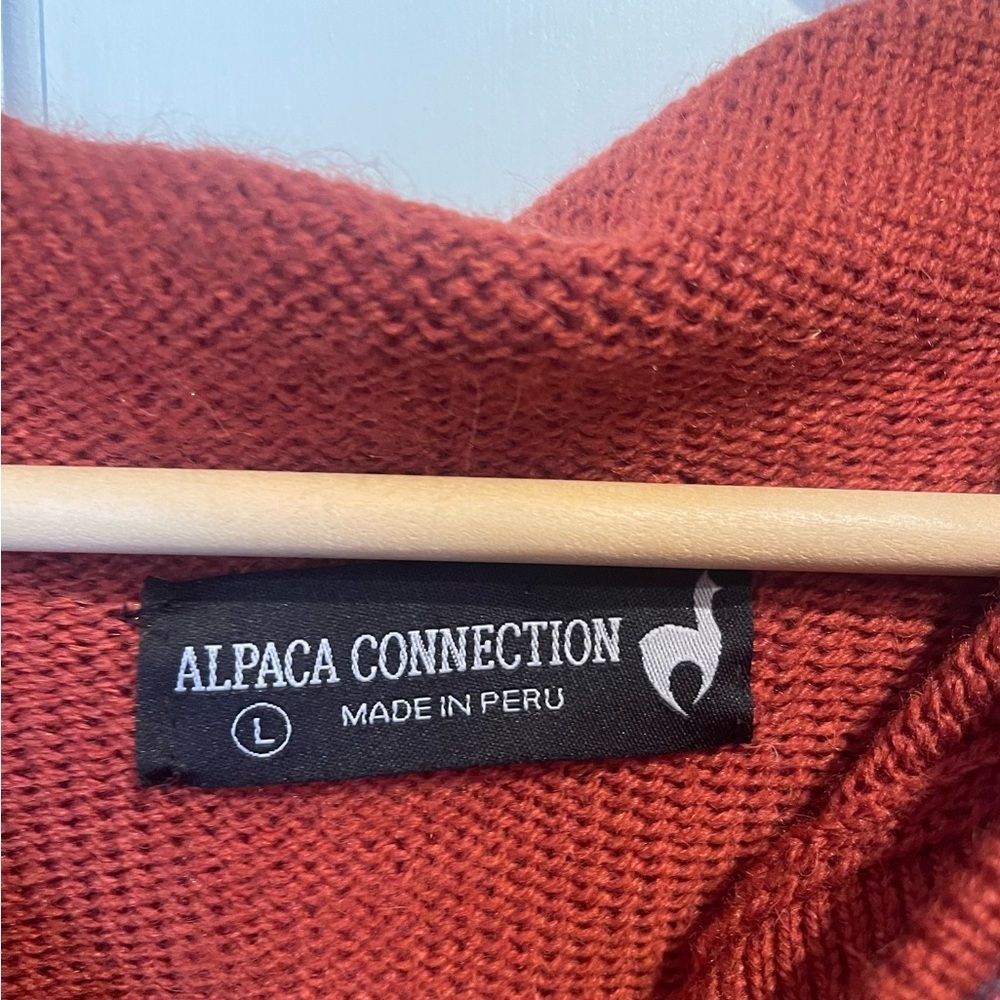 Alpaca Connection Handmade Hooded Sweater with Fringe L - Picture 2 of 3